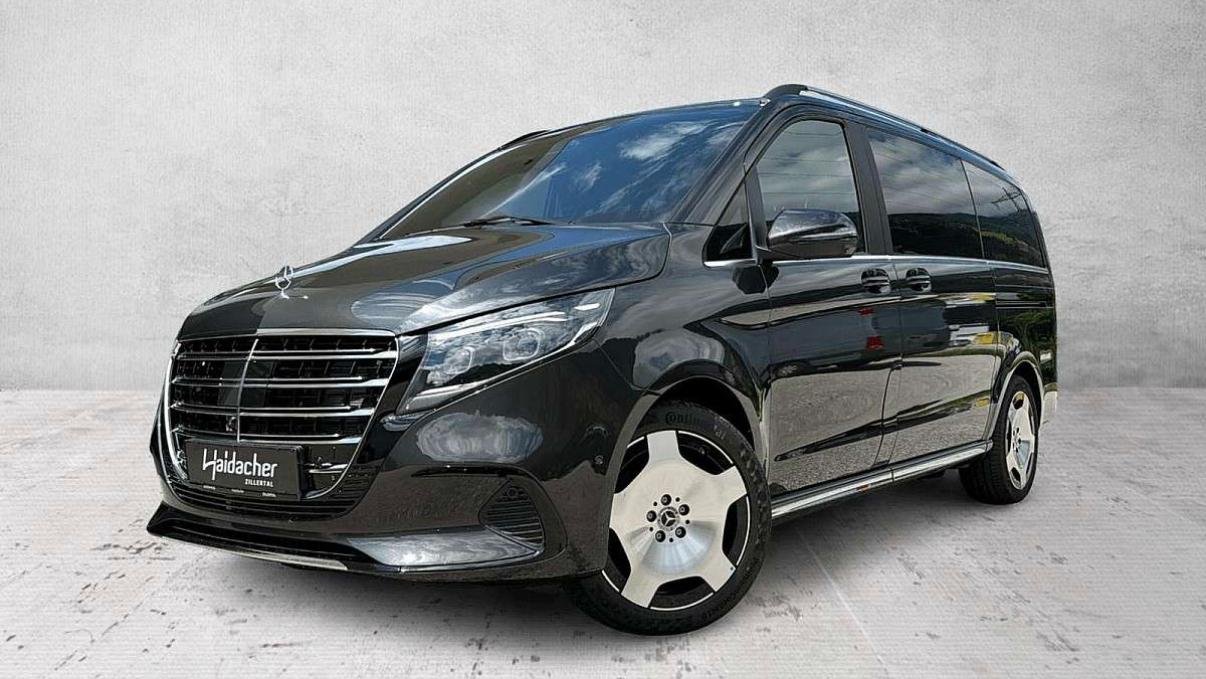 Mercedes-Benz V-Class front view